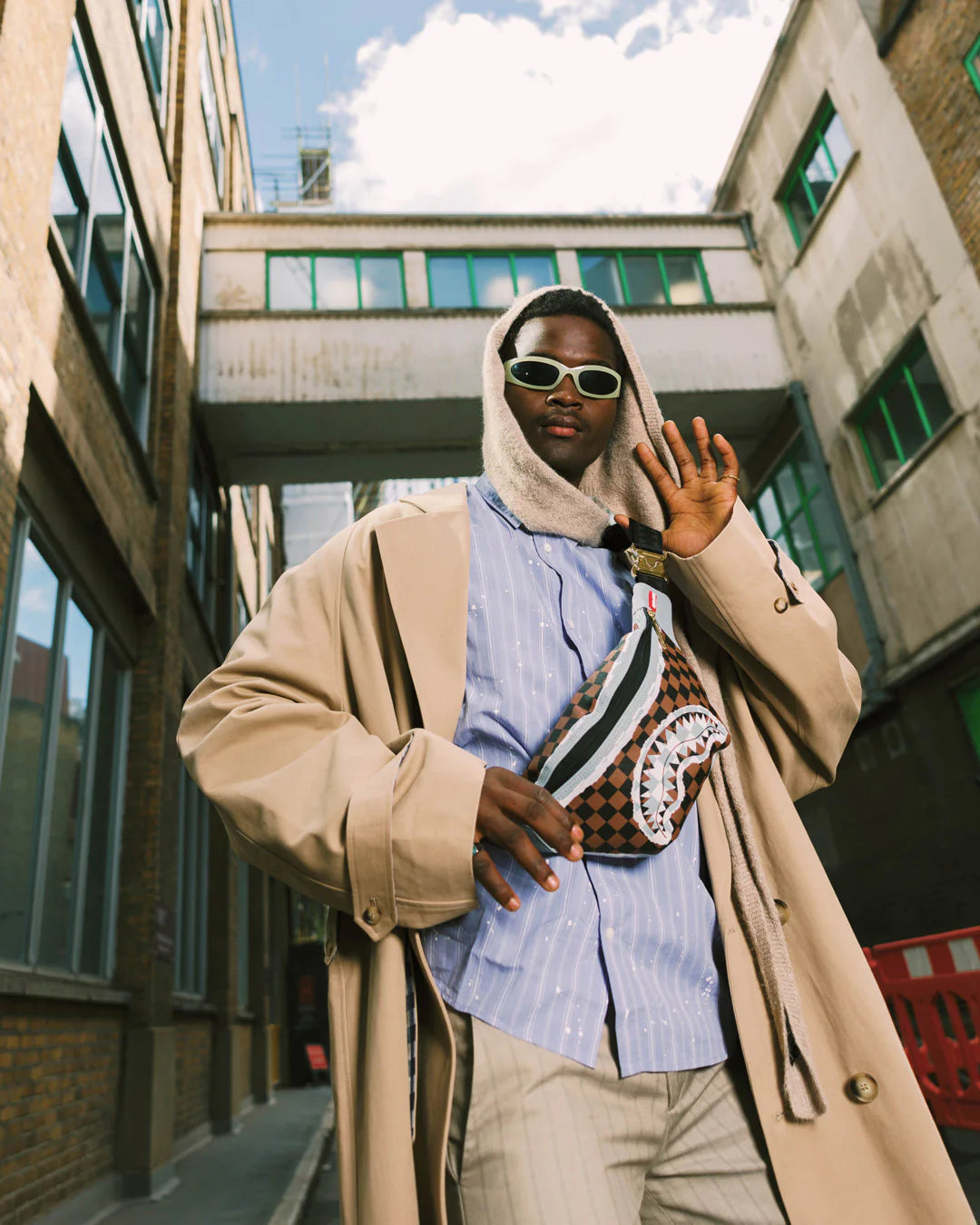 Spray Groud- CrossBody SHARK LEGACY SAVVY