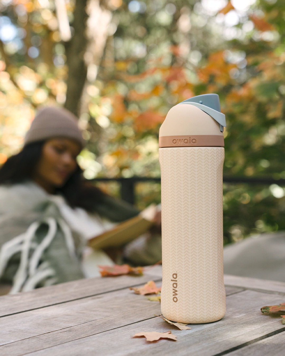 Owala FreeSip 24 OZ Walter Bottle-Sweater Weather