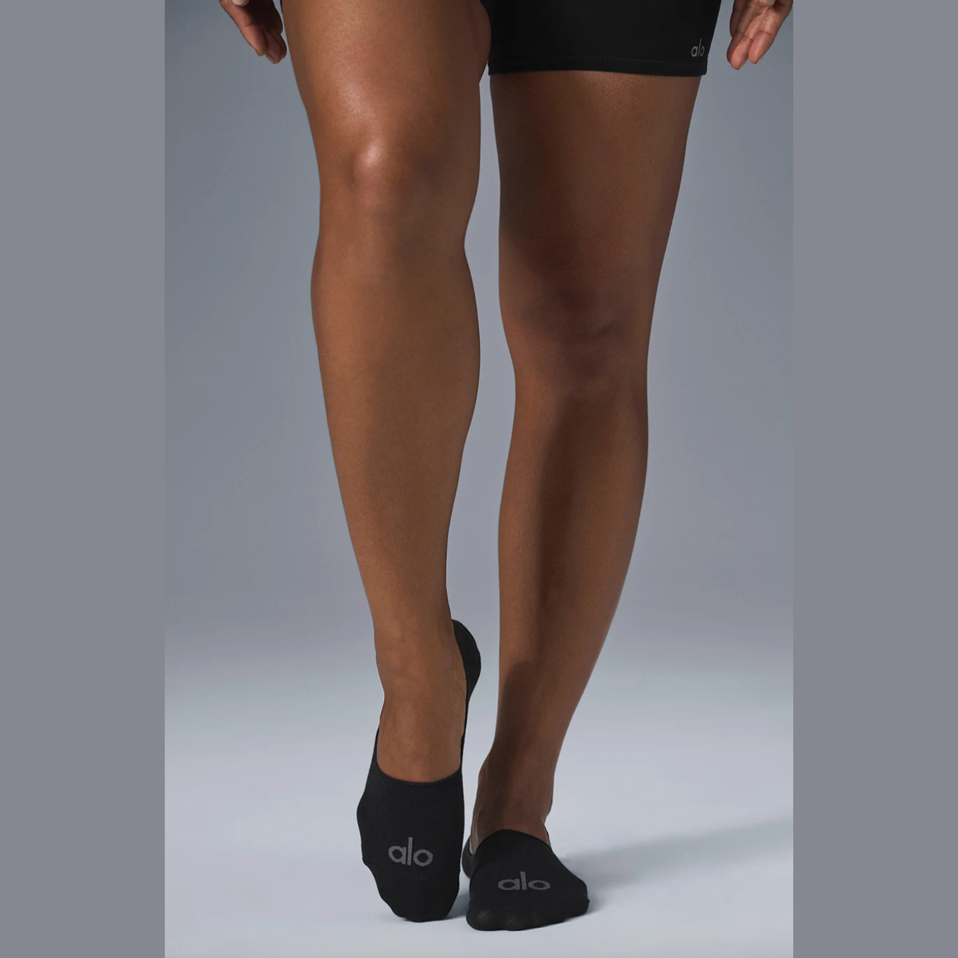 ALO Unisex Conceal Sock - Black/Anthracite 
