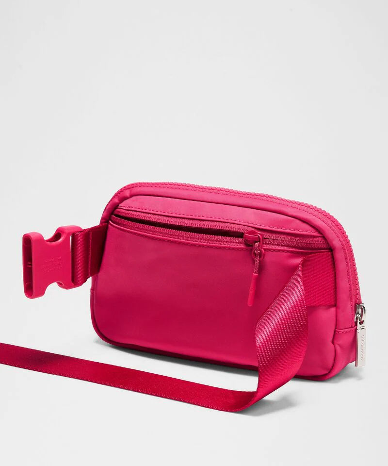 Lululemon Belt Bag EveryWhere 1L-Colour Raspberry Coulis