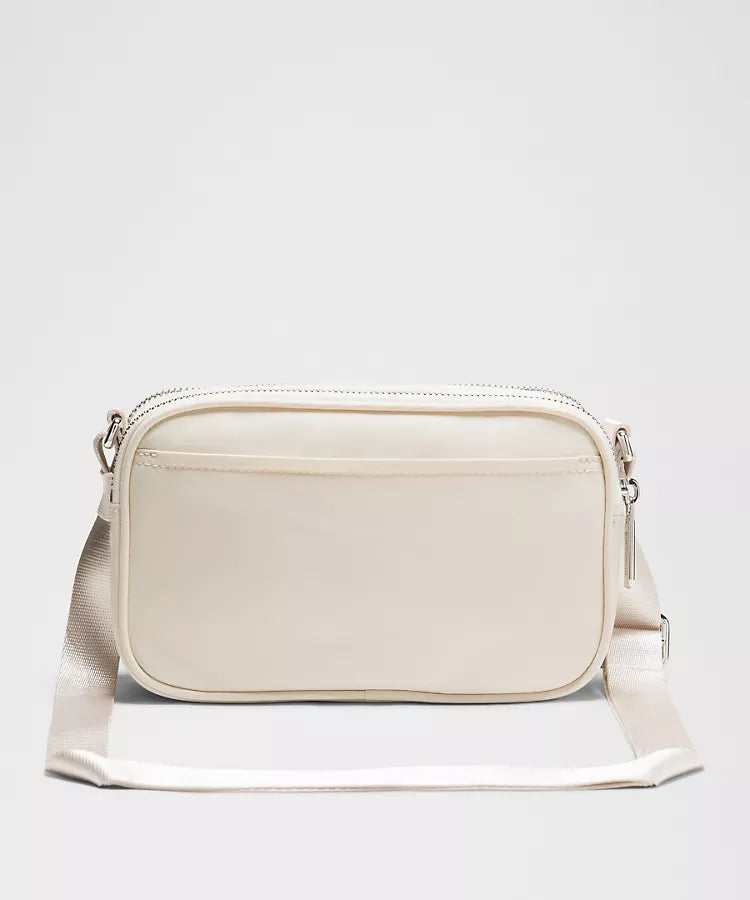 LuluLemon Crossbody Camera Bag 2L- Colour Light Ivory/Silver