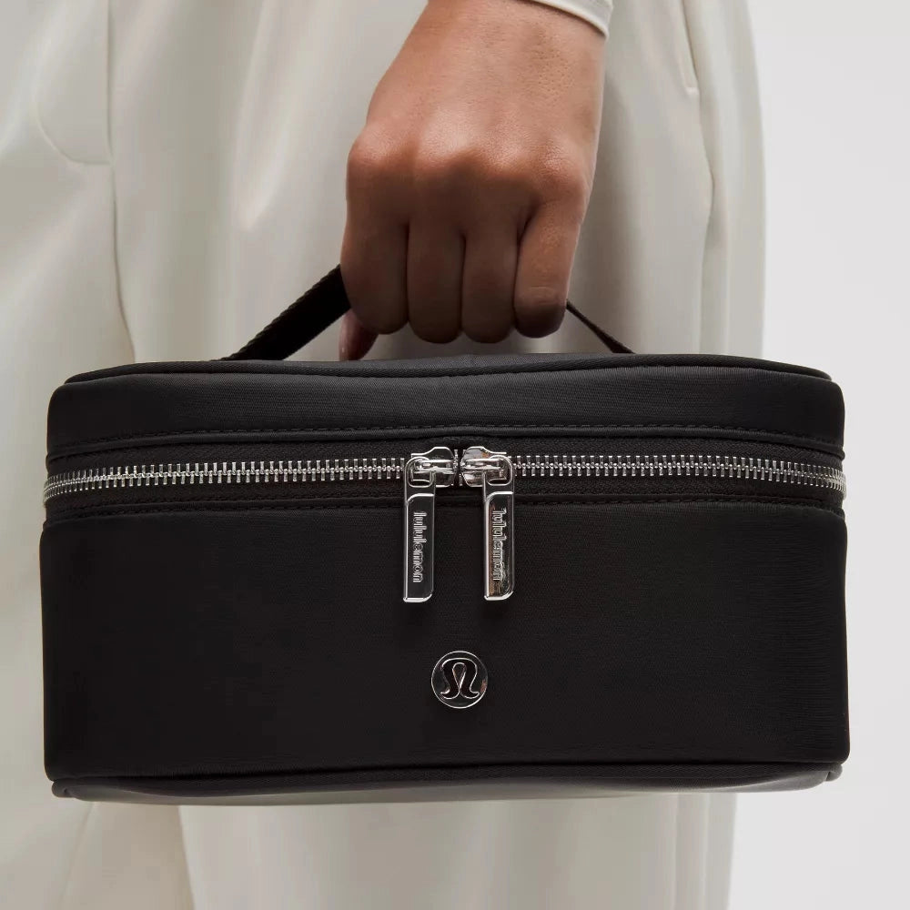 LuluLemon Travel Toiletry Bag 3.5L-Colour Black 