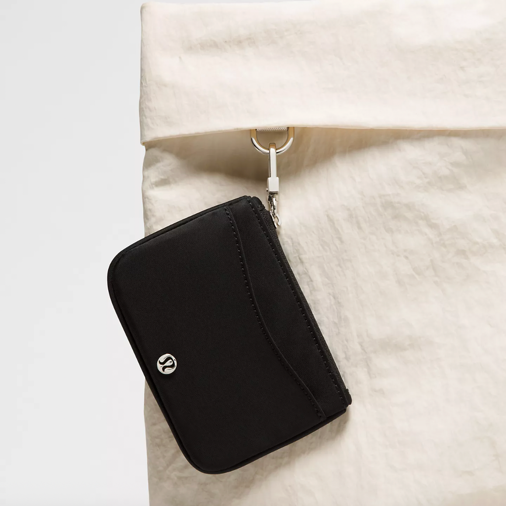 Lululemon Clippable Card Holder - Black/Silver