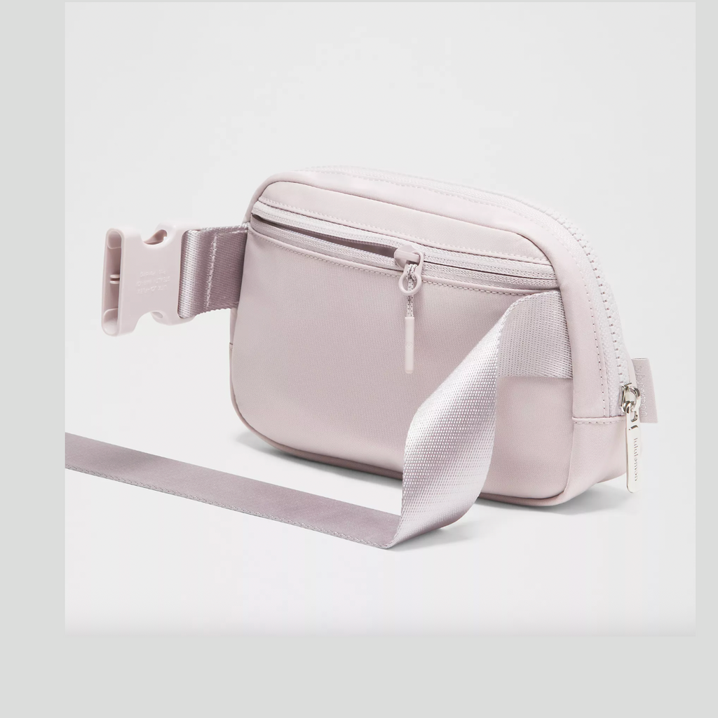 Lululemon Everywhere Belt Bag 1L - Icy Taupe/Silver