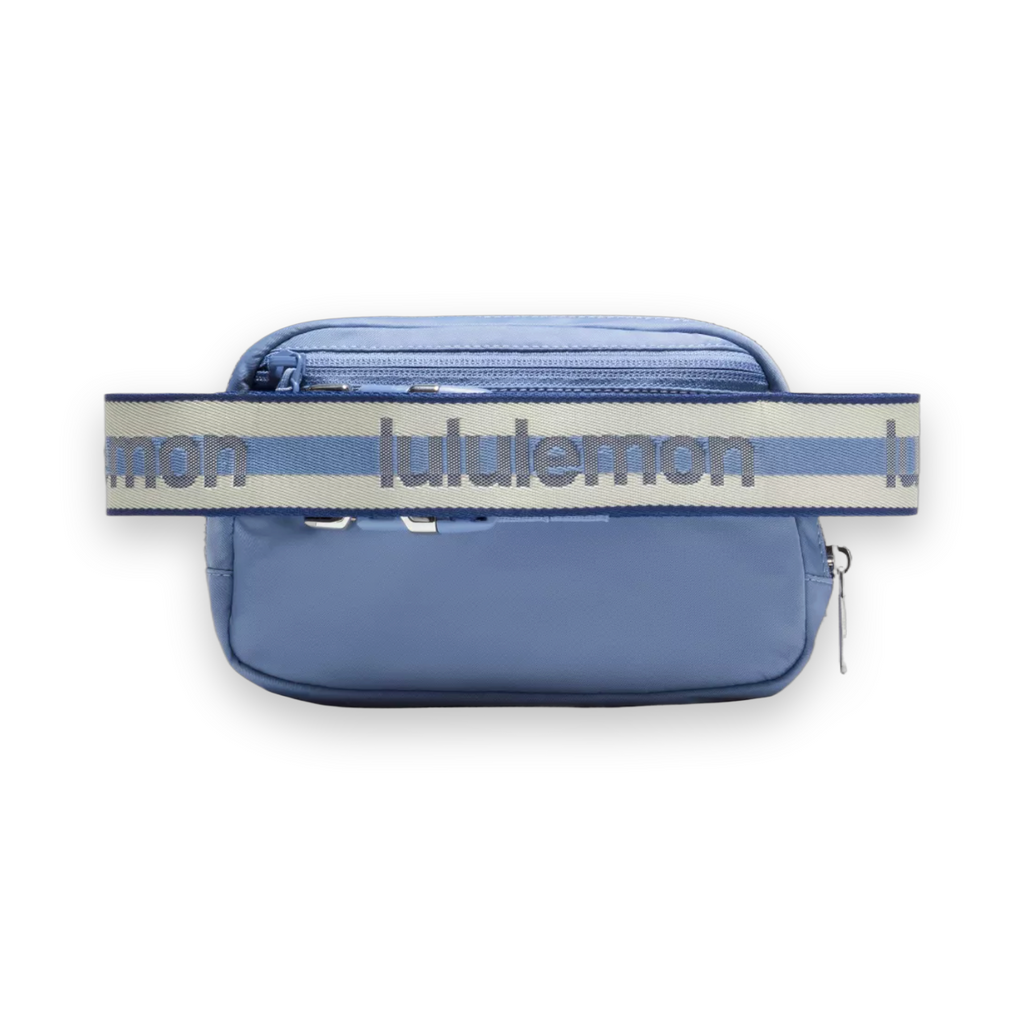 Lululemon Everywhere Belt Bag 1L Striped Wordmark - PREB/COB8/SLVR 