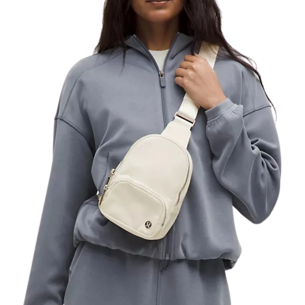 Lululemon Everywhere Sling Bag Small 2L - Light Ivory 