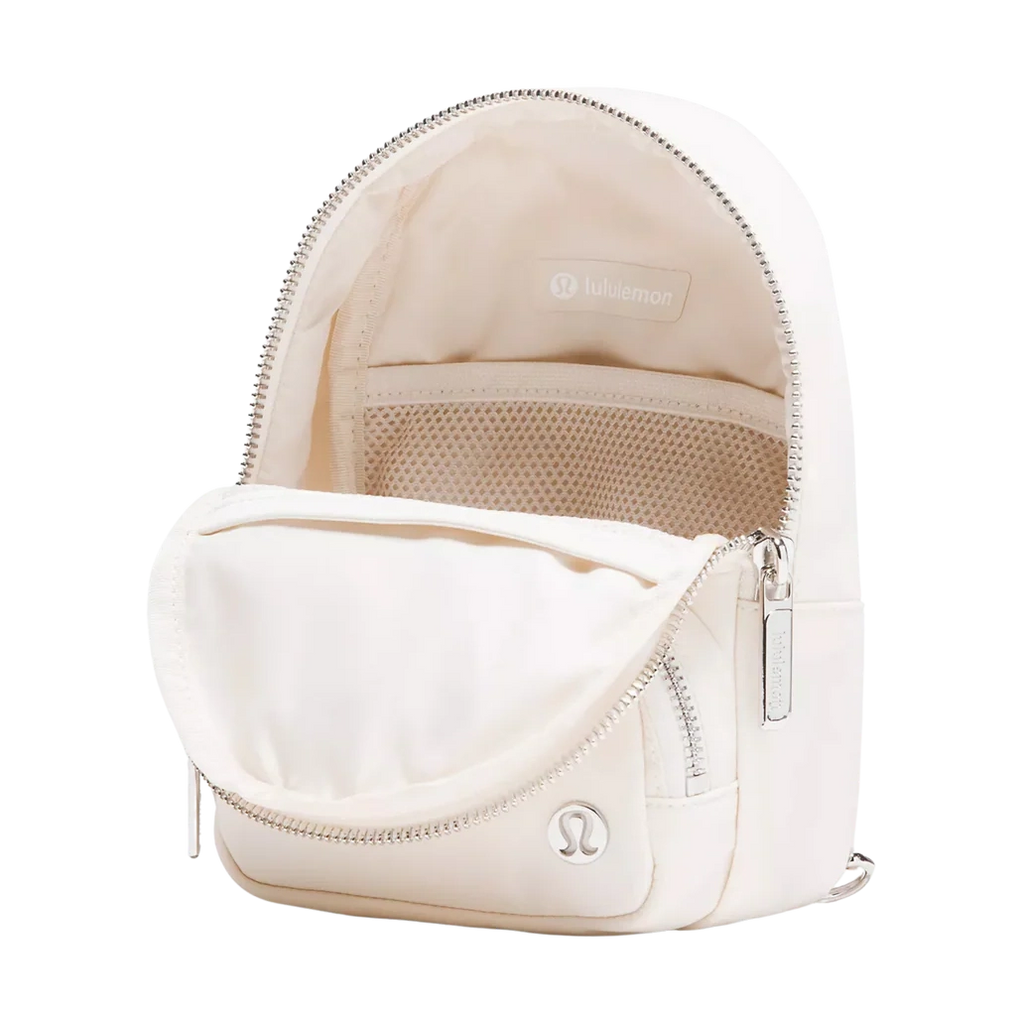 Lululemon Everywhere Sling Bag Small 2L - Light Ivory 