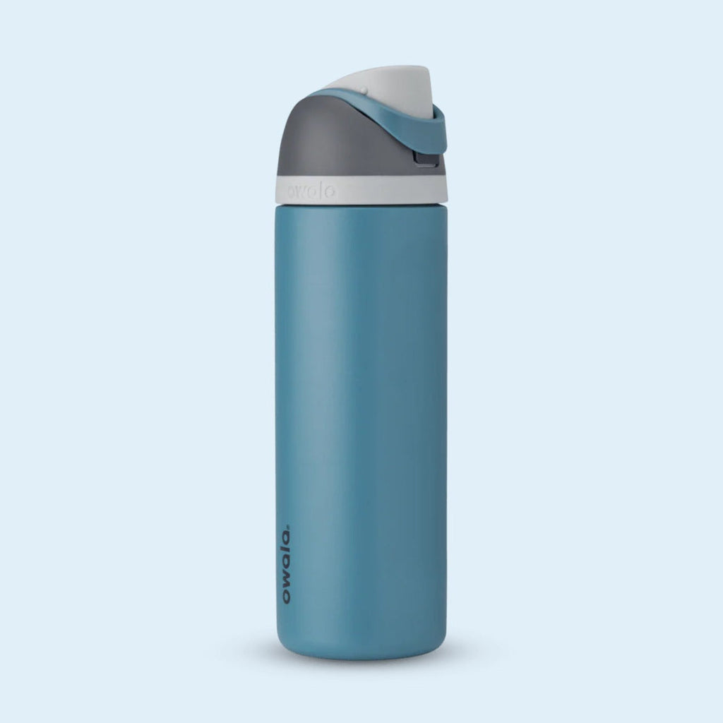 Owala 24 OZ FreeSip Stainless Steel Water Bottle- Blue Oasis 