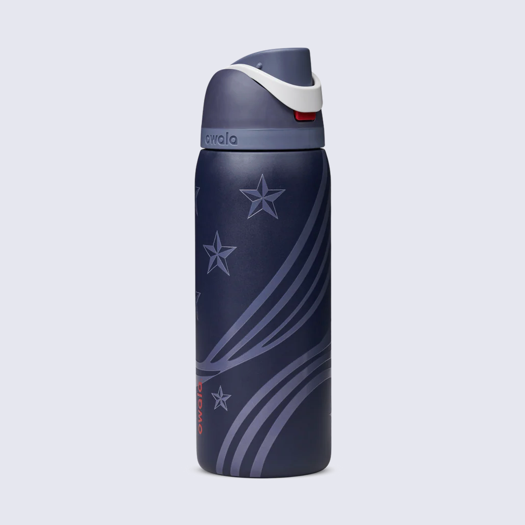 Owala 32 fl oz Stainless Steel FreeSip Water Bottle - All American: Soccer Collection 