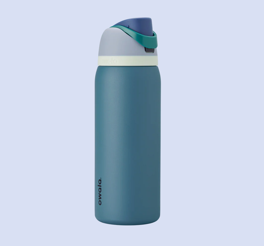 Owala FreeSip 32 OZ. Stainless Steel water bottle - Denim