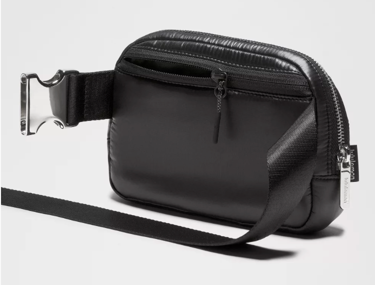 Lululemon Everywhere Belt Bag 1L Wunder Puff Shine - Black