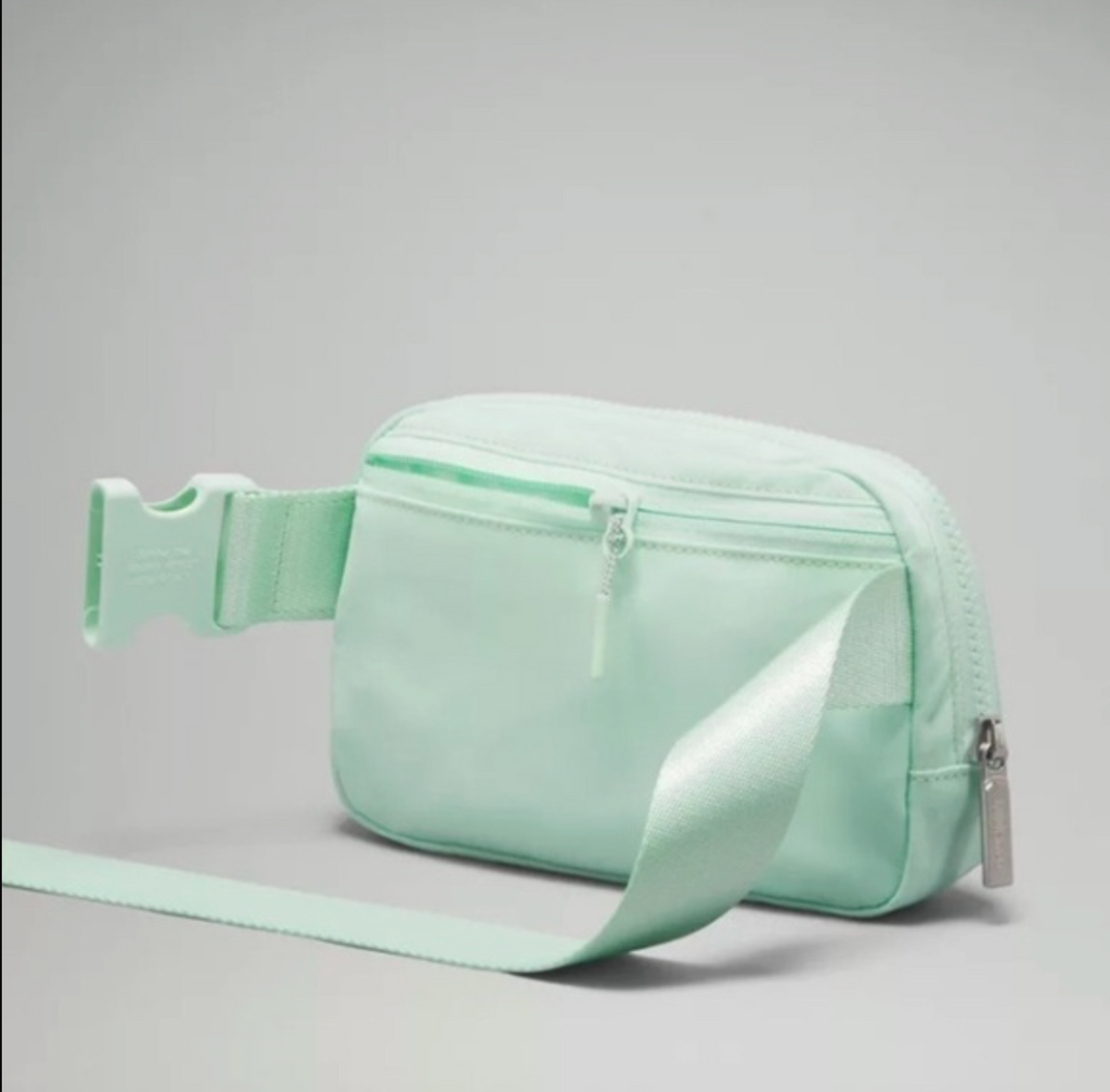 Lululemon Everywhere Belt Bag 1L - Mint Moment