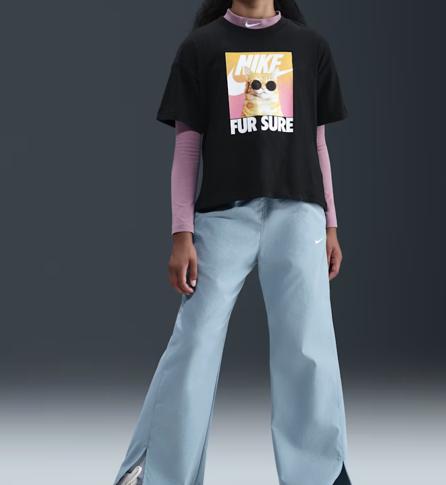 Nike Sportswear Big Kids' (Girls') T-Shirt - Black