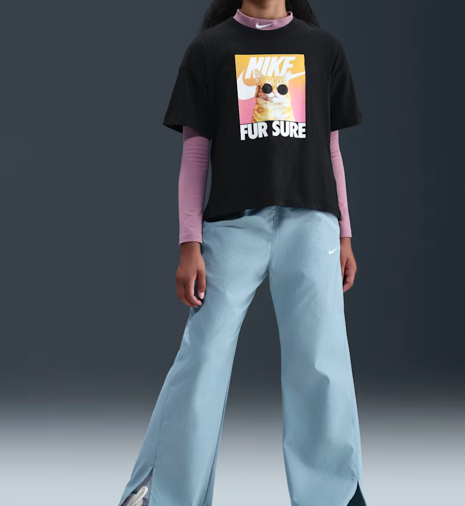 Nike Sportswear Big Kids' (Girls') T-Shirt - Black