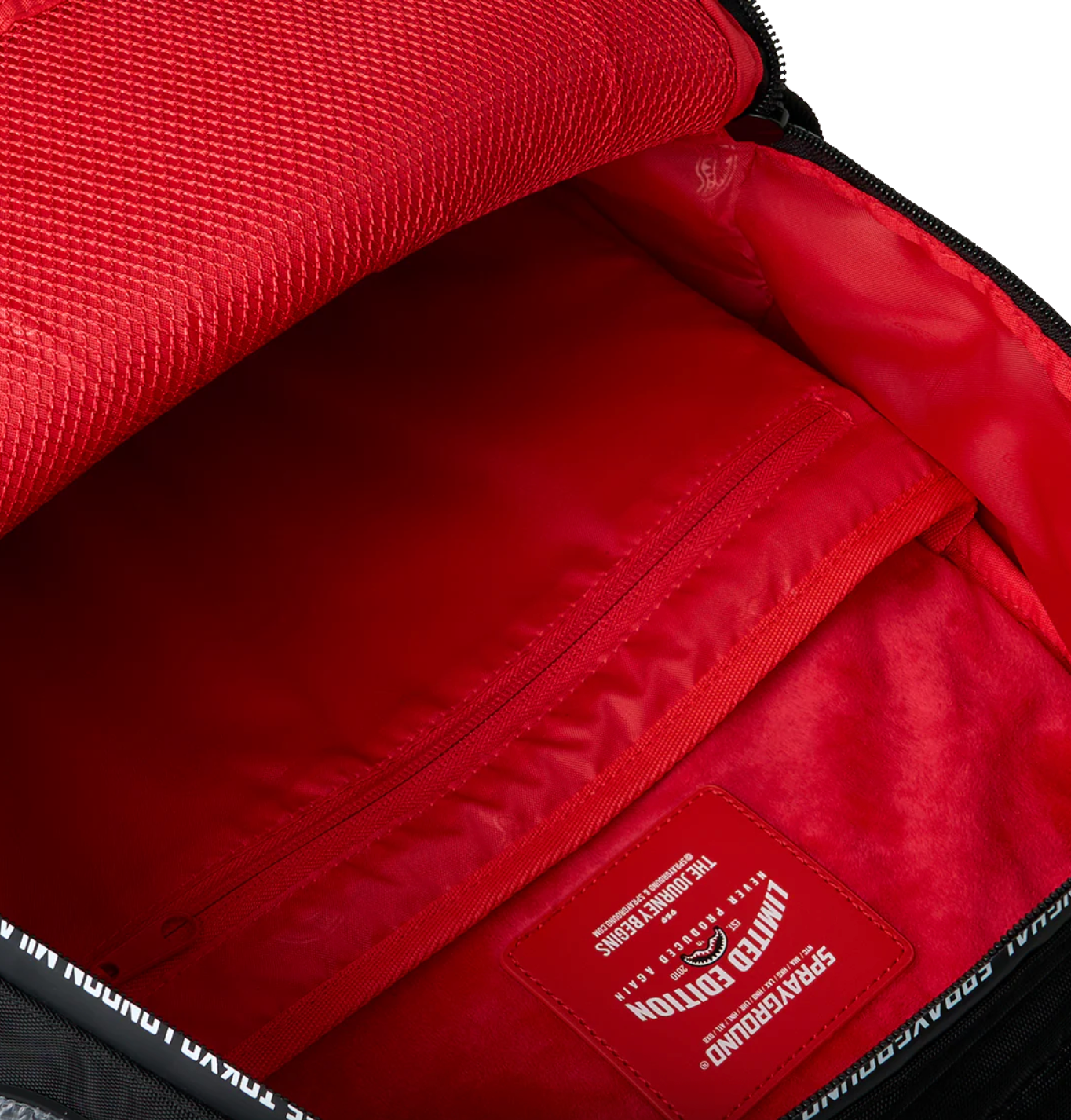 Sprayground Shark Central - Lowkey Backpack