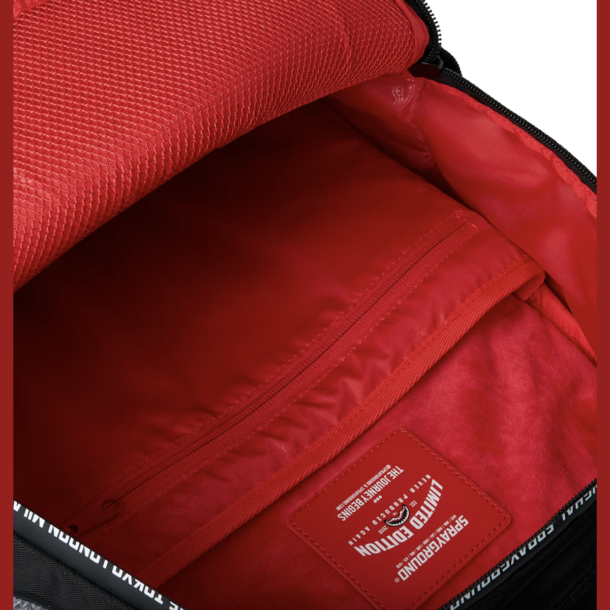 Sprayground Shark Central - Lowkey Backpack 