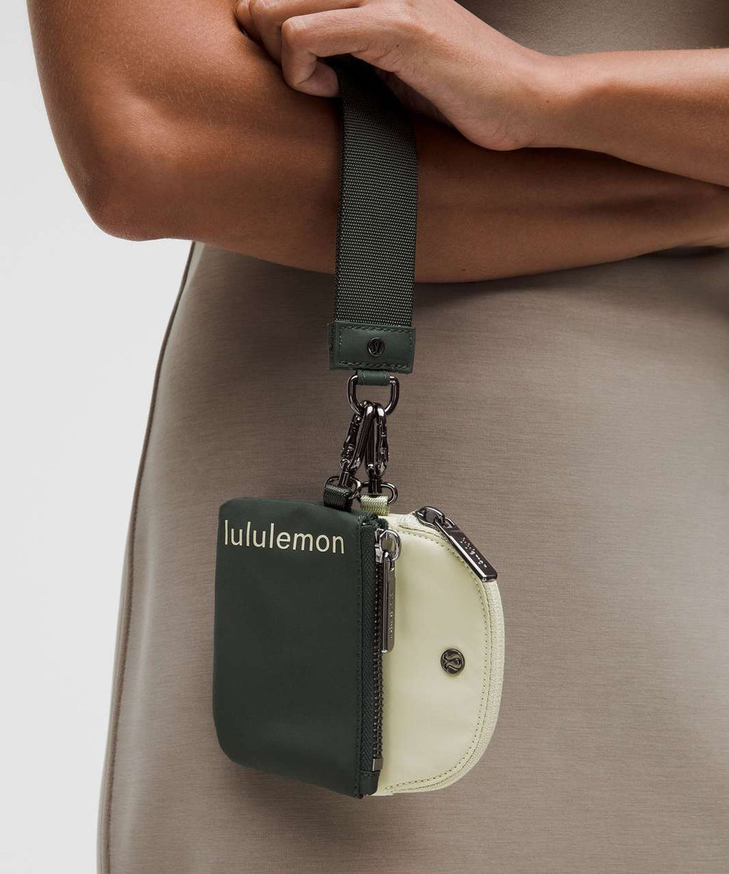 LuluLemon Dual Pouch Wristlet-ColourRainforest Green/Honeydew